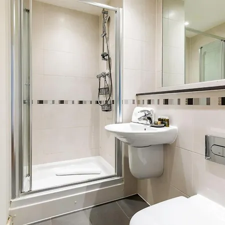 Central 2-Bed 2-Bath Apartment In Old Street Londres Exterior foto
